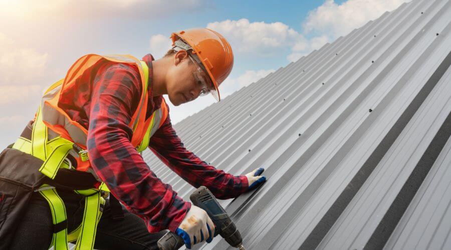 Professional Emergency Roof Repairs services in Hardy, NE